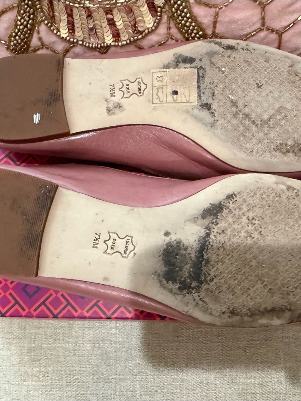 Tory Burch Pink Leather Ballet Loafers Charm Flats Size 7.5 - Picture 3 of 3